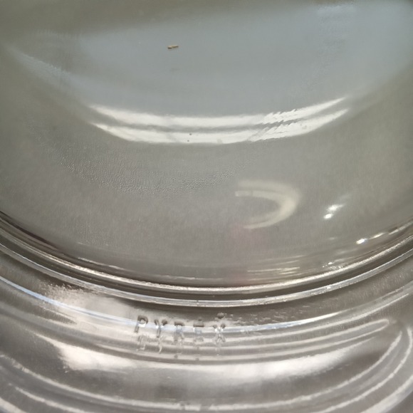 Vintage Pyrex Clear Glass Round Casserole Baking Dish Bowl with Lid 022 1 QT - Picture 5 of 6